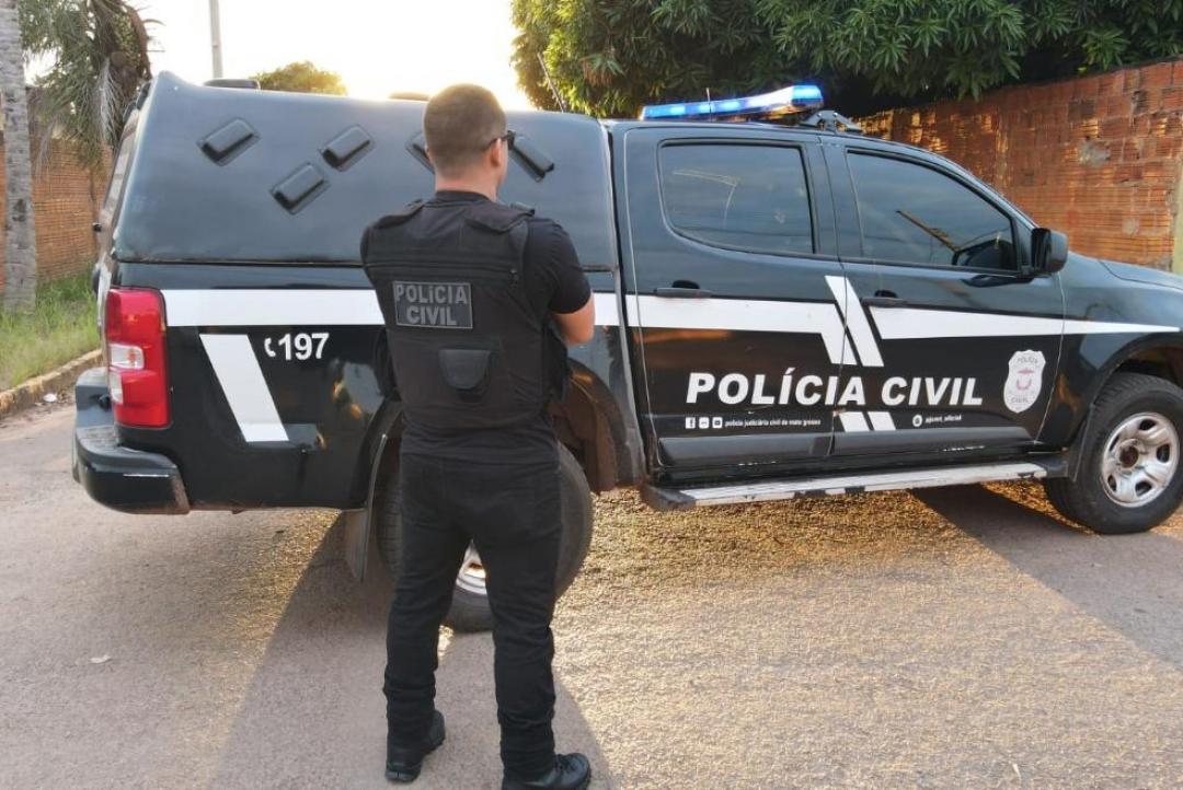 Escrivã é presa por furtar armas da Delegacia de Guarantã do Norte