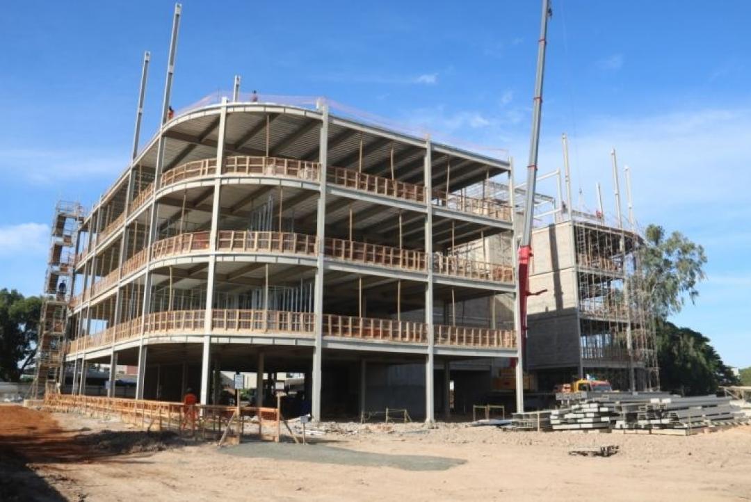 Obras da nova prefeitura alcançam 27% 