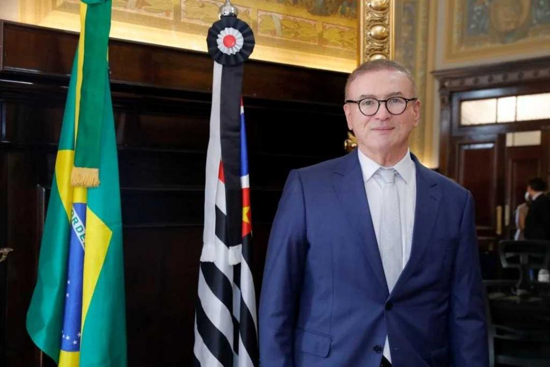 Desembargador de SP vem para Sinop fazer cirurgia estética e é levado para UTI