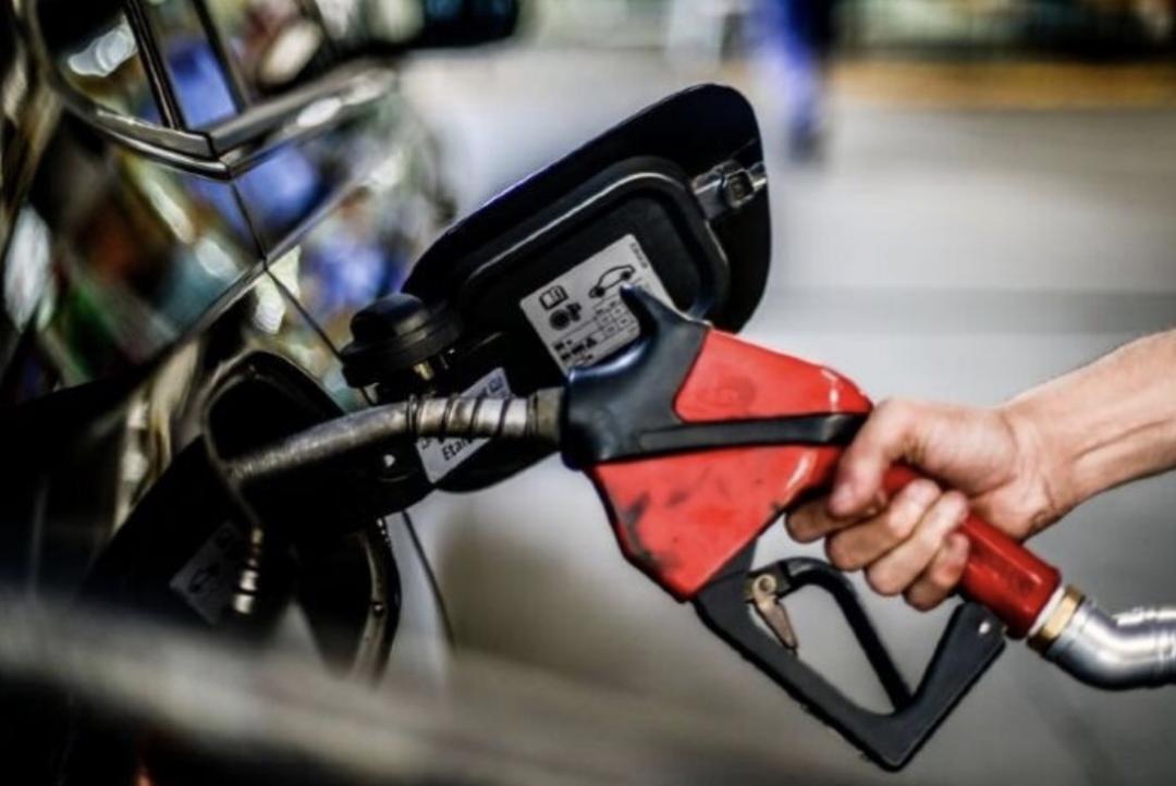 Após pressão, governo recua e adia decisão sobre gasolina com 32% de etanol