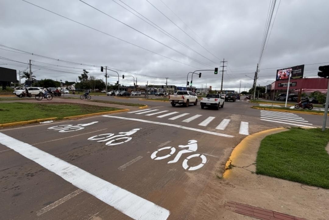 Prefeitura de Sinop amplia sinalização semafórica com instalação de 9 novos conjuntos